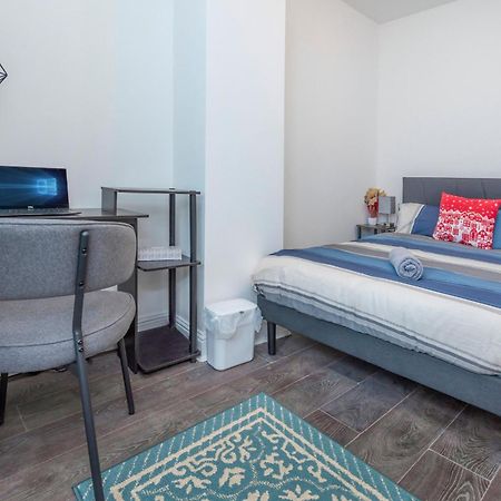 Modern Family Home W/Wi-Fi, Netflix, Self Check-In London Eksteriør bilde
