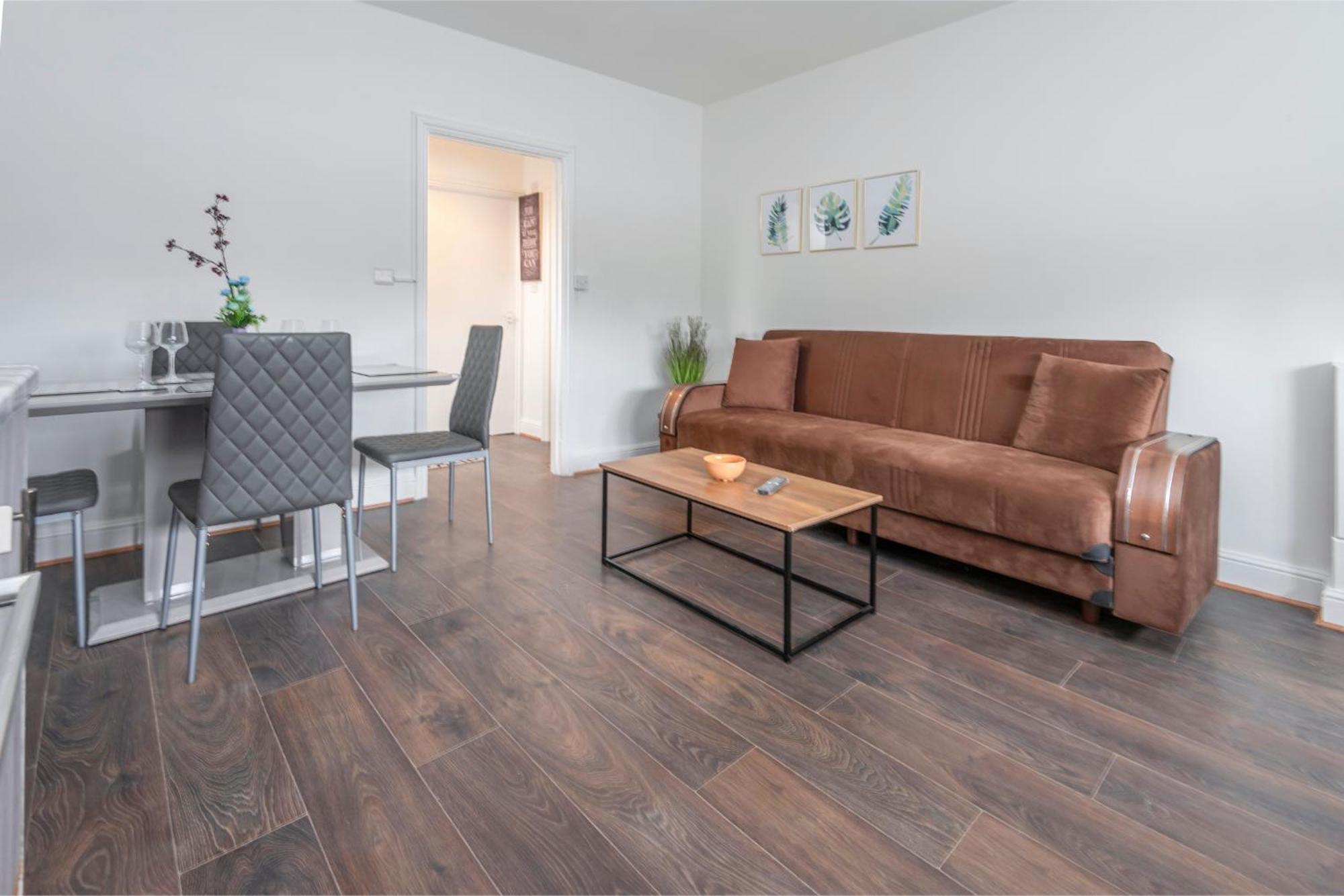 Modern Family Home W/Wi-Fi, Netflix, Self Check-In London Eksteriør bilde