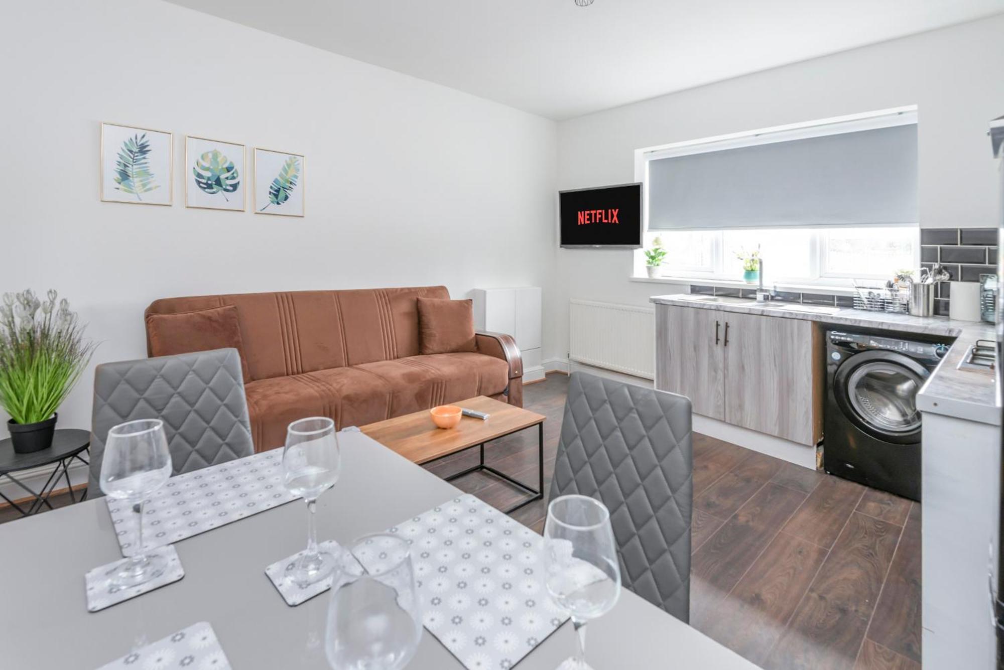 Modern Family Home W/Wi-Fi, Netflix, Self Check-In London Eksteriør bilde