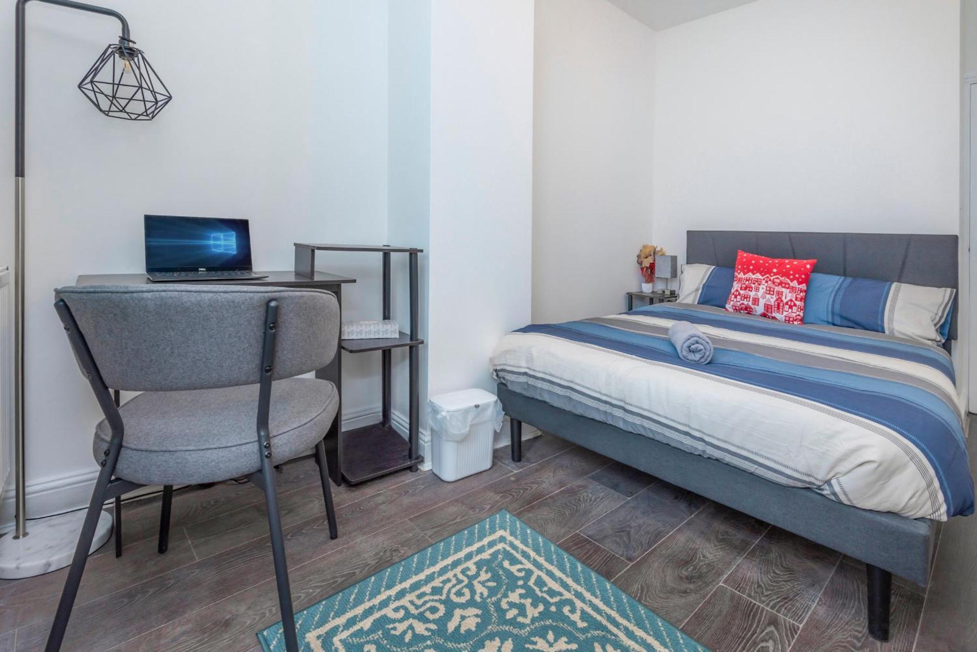 Modern Family Home W/Wi-Fi, Netflix, Self Check-In London Eksteriør bilde